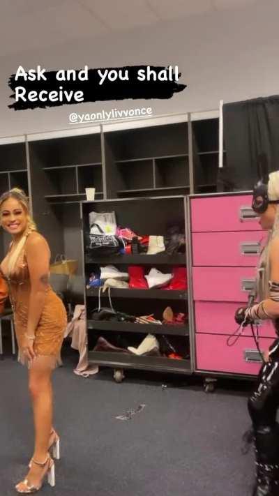 Kayla Braxton & Liv Morgan
