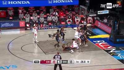 [Highlight] Bruce Brown with the toughness and gets the tough shot through 3 defenders