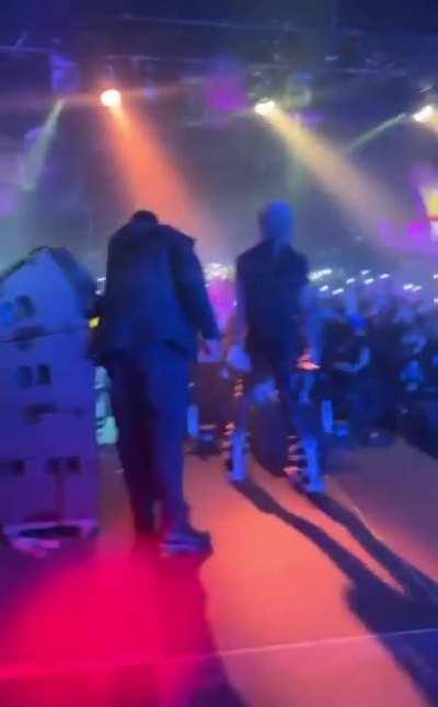 holy shi they finally preformed VETERAN 😆