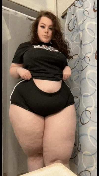 Just flexing my sexy outfit, hope you like it ;-)