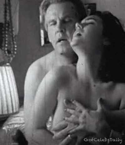 Jennifer Connelly turns 50 today