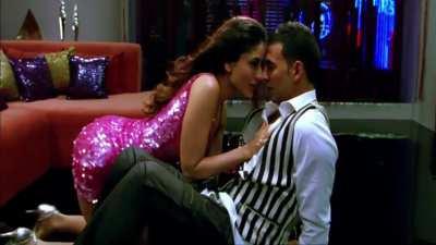 Kareena Hottest Compilation on Deewani Deewani Song - Scenes matching lyrics of the song - Watch till the end for Lovemaking & Kissing scenes Climax !