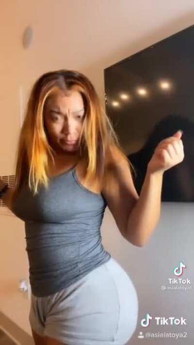 It's me or she was already super hot and pretty before the transition?