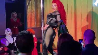 Someone said that Krystal Versace is just another Instagram queen that only does makeup and they couldn't be more wrong...