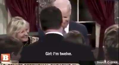 Peron saludando nenas