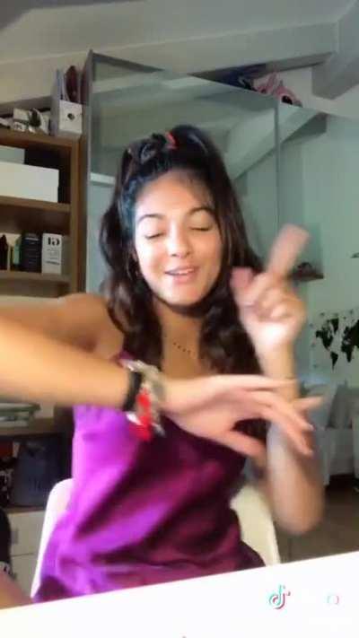 Chi l’ho appoggia ad Elisa Maino?🍆