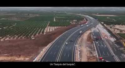 El Gobierno lanza un vídeo al cumplirse seis meses de la DANA en el que se felicita por su gestión.