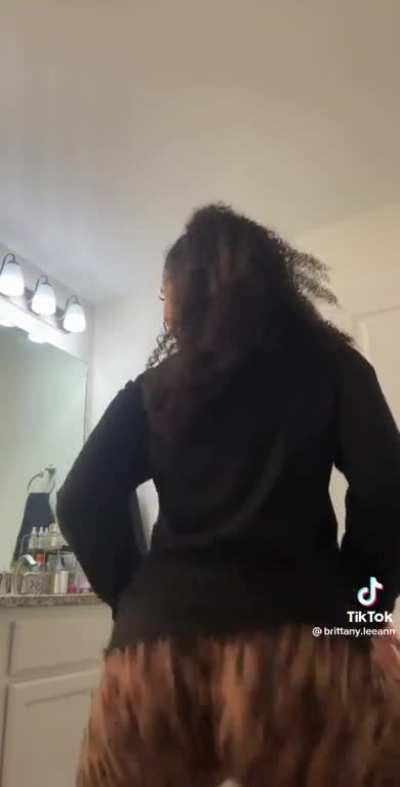 Stupid recoil on dem cheeks @Brittanyleeann