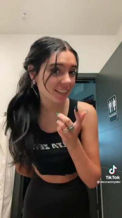 She&acirc;s so fine