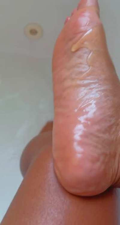 Bow down and wash my feet with your mouth