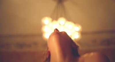 Elizabeth Moss bouncin' plots in The Square (2017) - slowed, 60FPS