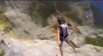 keep streaming MORE for free elo!!! it works i promise