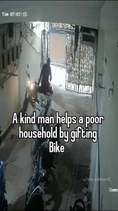 Let's appreciate his kindness â¤ï¸