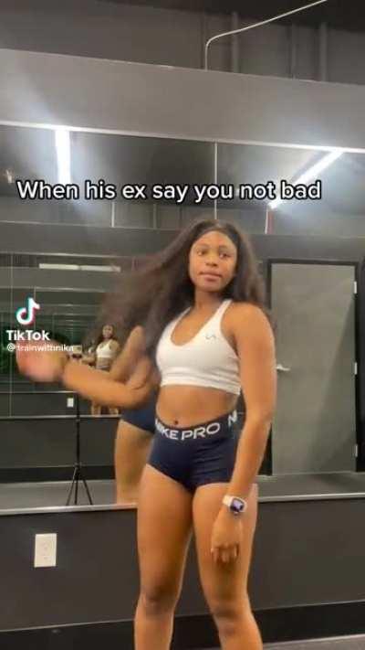 Nike Pro Ass 😭🍑