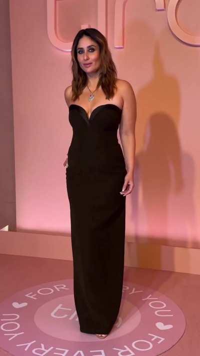 Kareena Kapoor is so fucking good. Just getting better and better with age. Would love to just use her on the red carpet right there!!! So delicious