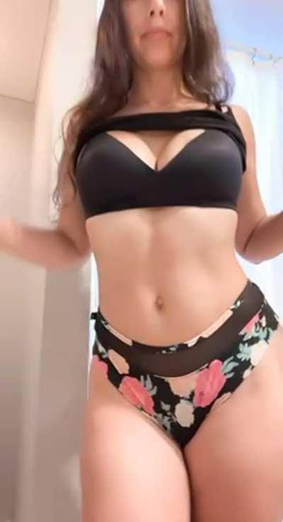 How’s my ass for someone who rarely works out? [ba]