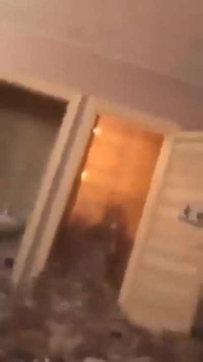 Guys. What are you talking about? This is not how grandmas clean the toilet. This is how I shit!