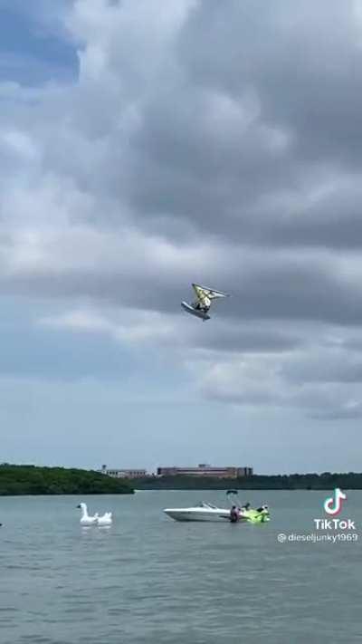 Cluetus and his homemade airplane