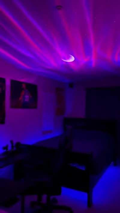 Bedroom makeover with aurora lights lamp!
