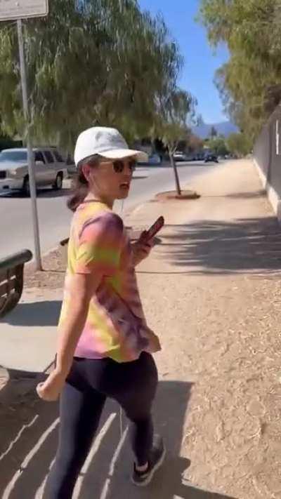 can't help but bust to her fat ass 😍 😍