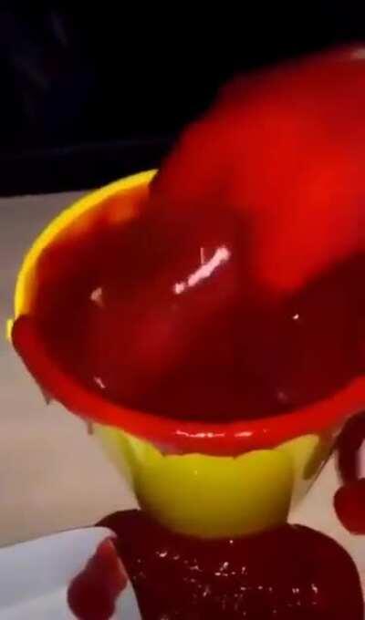 Thanks I hate all of the ketchup