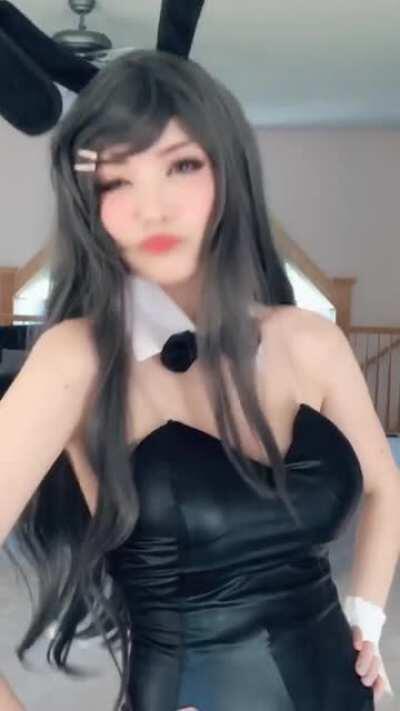 my sakurajima mai cosplay