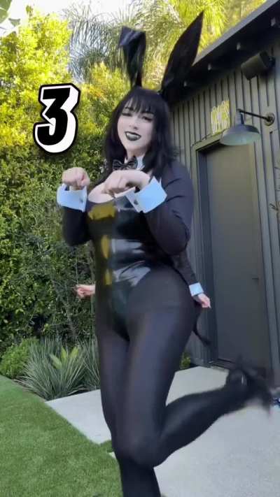 Bunny girl galore
