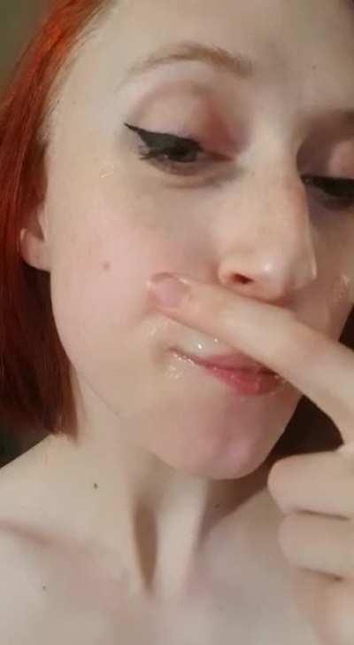 I needed to taste that facial 💦😛