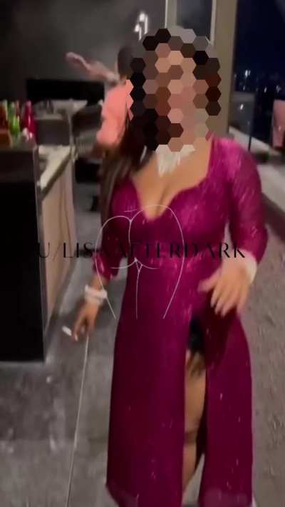 Asked a random guy to shoot my video at the club...his girl was ready to end him on the spot.