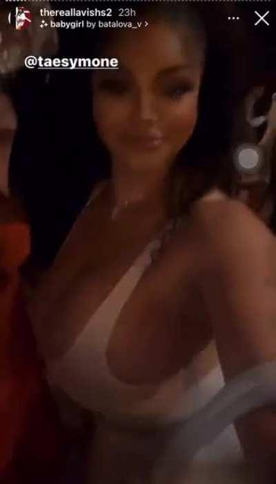 Sometimes i just imagine walking up behind her and pulling those tits out