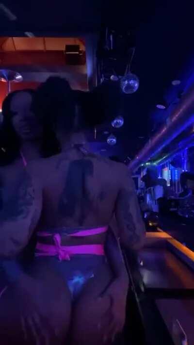 eldiablo_ent~1581220540~17887608736481834~1