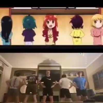 Aish, de seguro me esta engañando con otra, el y sus estúpidos amigos (EL Y SUS AMIGOS)