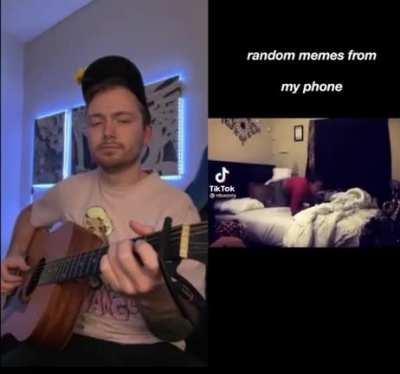 Blursed_ poor kid 🤣