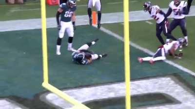 Zach Ertz farewell video from @Eagles