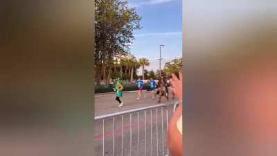 Best runner I've ever seen..