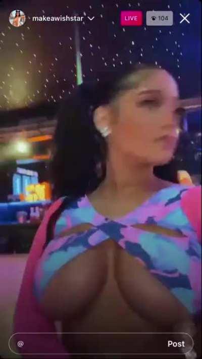 Makeawishstar old live 💙