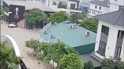 Maintenance Worker Tries To Repair AC Unit But Ends Up Disappearing