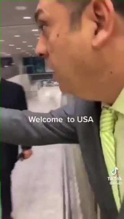 Pakistan Finance Minister Wants to F*CK