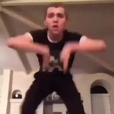 DoomerGvng - Video #4676