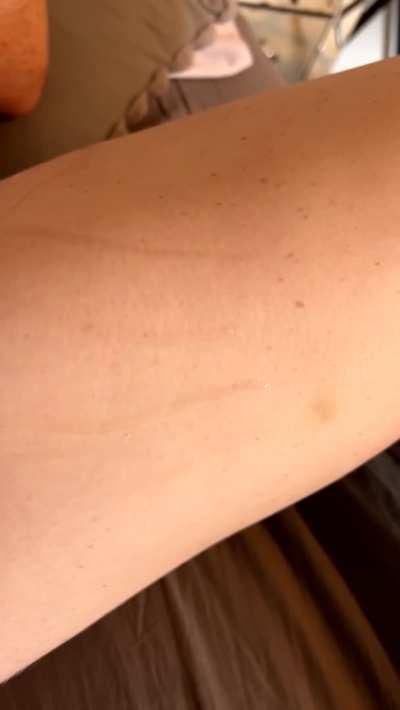 I squirted all over my leg😳