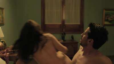 Zuria Vega desnuda en La venganza de las Juanas (+ escena lésbica en comentarios).