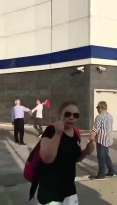 memur olmak i&ccedil;in rol yapıyordur umarım