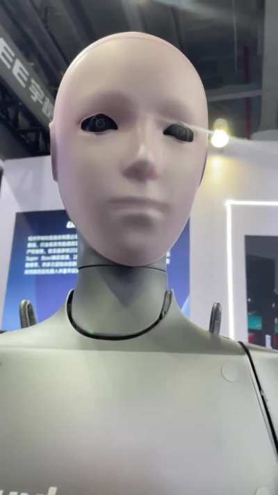 UNITREE Robot's real footage is kinda creepy.