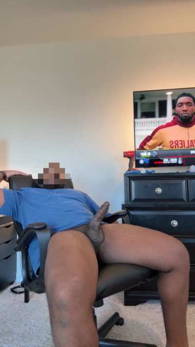 Can you give this BBC some sloppy kisses? M4f