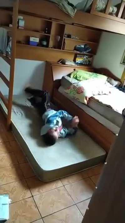 Interesting gun fight.