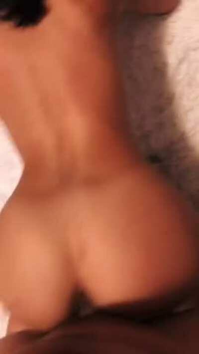 Petite Japanese pussy grip