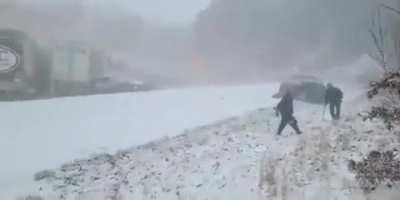 At least 3 killed, dozens injured on massive pileup in Pennsylvania