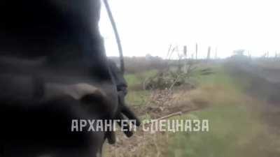 RU POV: Direct hit on Russian tank! Cameraman quickly grabs his gear and moves to another one!