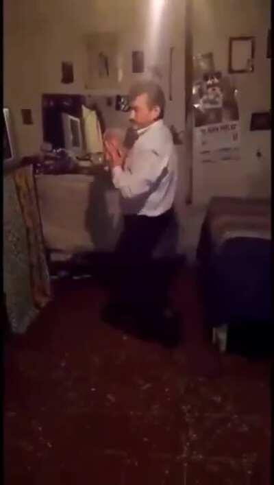 “El lobo” Vasquez wants to show you some of his moves