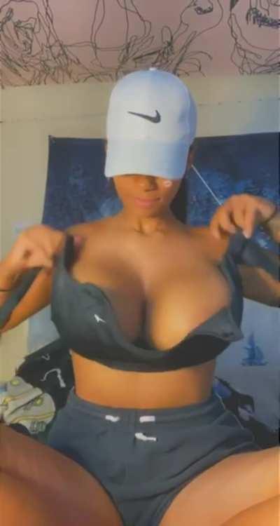 The best titties you can see today on reddit